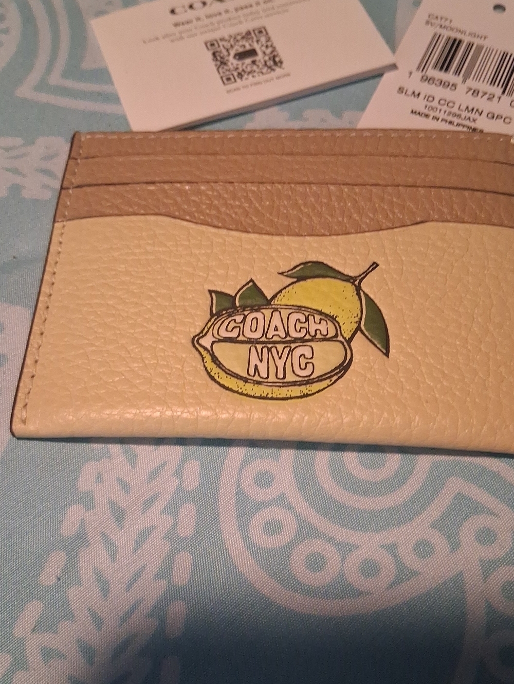 Coach Pebble Leather ID Window Card Case in Pale Yellow